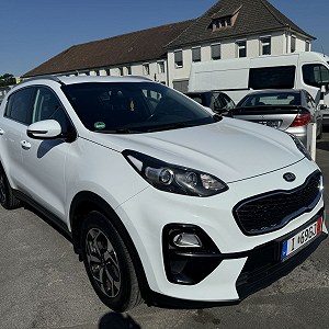 Kia Sportage x 2