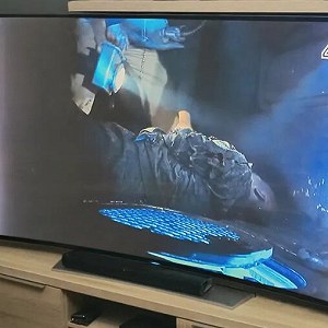 Telewizor duży (większa niż 40 ")