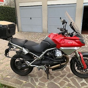 Moto Guzzi Stelvio 1200 4V