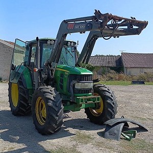 Traktory John Deere 6230