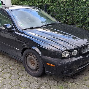 Jaguar X-Type