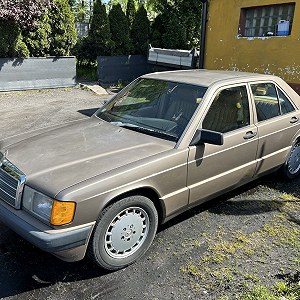 Mercedes-Benz 190 (W201)