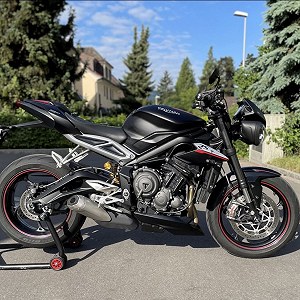 Triumph Street Triple