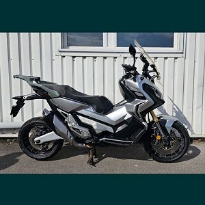 Suzuki X-adv