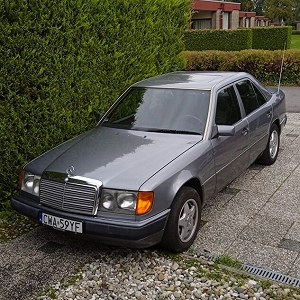 Mercedes-Benz W124