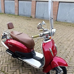 Skuter retro 50