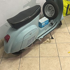 Vespa 50