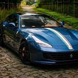 Ferrari GTC4Lusso