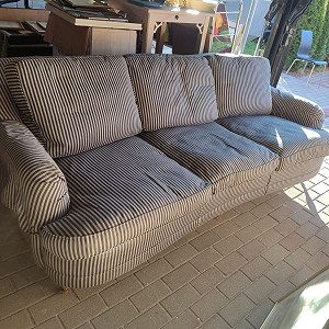 Sofa trzyosobowa