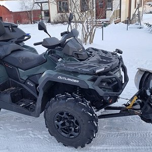 Can-Am Outlander Max 650