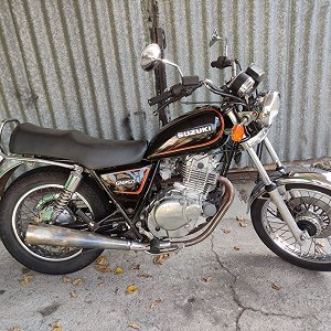 Suzuki GN 250