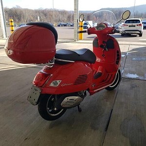 Vespa GTS 300