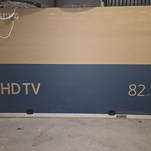 Telewizor duży (większa niż 40 ")