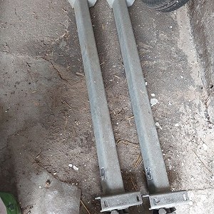 Oś przyczepki samochodowej dwie sztuki x 2