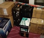 9 paczek (2 walizki, 7 pudeł)