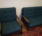 lekka drewniana sofa i 2 fotele do kpl.