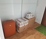 6 pudeł i 1 walizka
