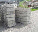 Dźwig budowlany + 3 odważniki betonowe