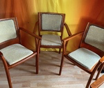 7 krzeseł