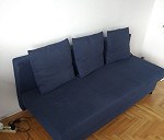 1 pokój: kanapa, fotel i trochę ubrań + 1 osoba
