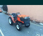 Mini traktor Kubota gb18